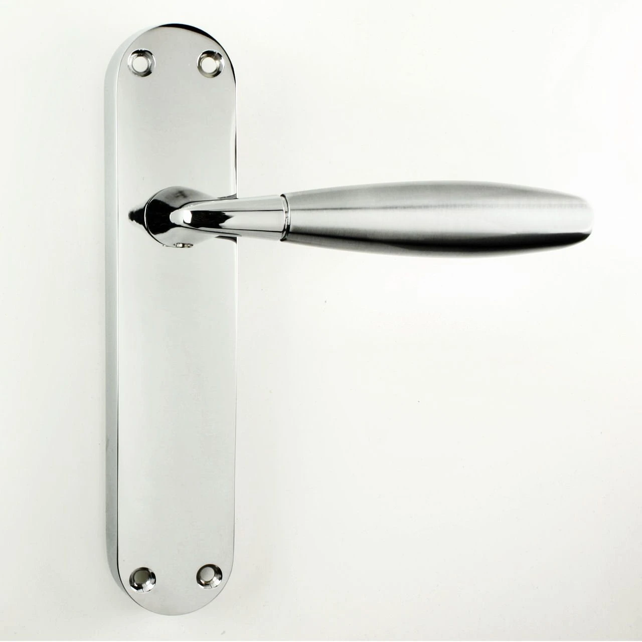 Stylo Range - Contemporary Design Door Handles With Rounded Design Backplates - Dual Finish Lever Handles - Image 2