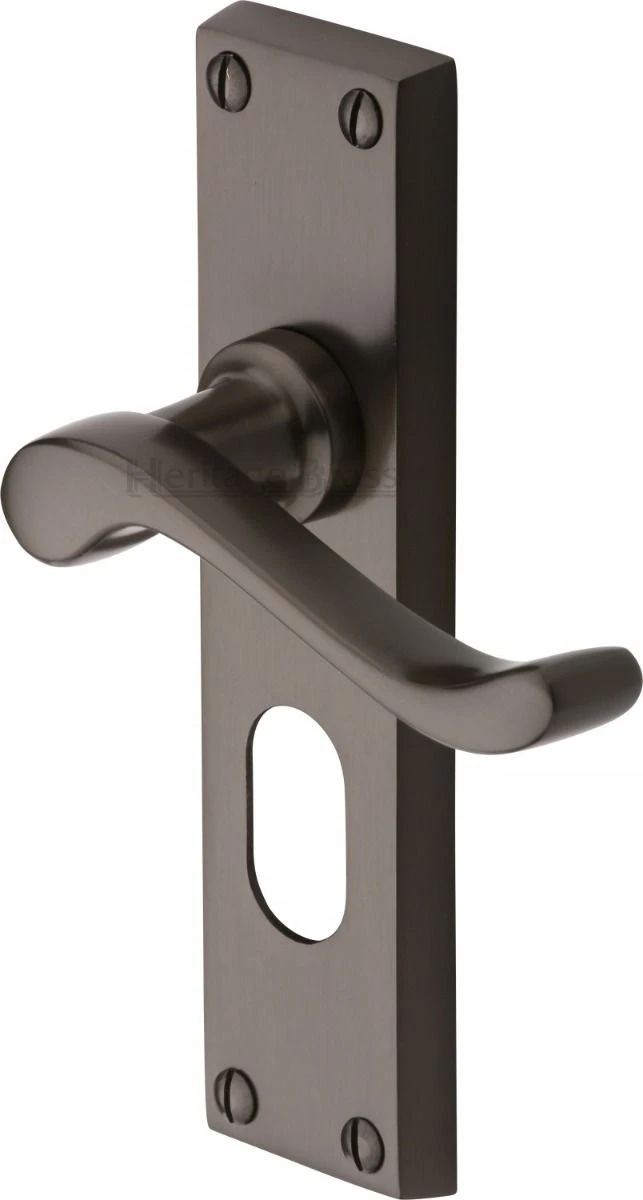 Bedford Lever Door Handles On A Backplate - Matt Bronze (Lacquered) - Image 4