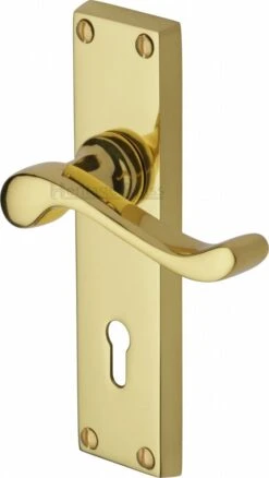 Bedford Lever Door Handles On A Backplate - Polished Brass (Lacquered)