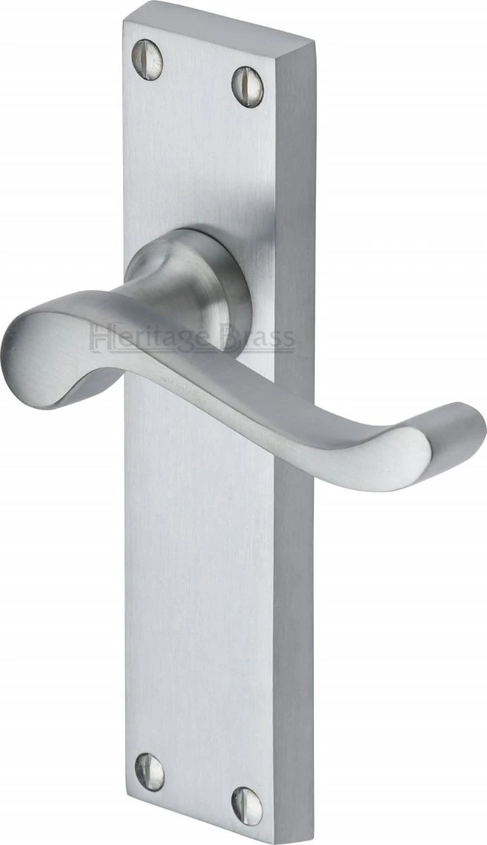 Bedford Lever Door Handles On A Backplate - Satin Chrome - Image 3