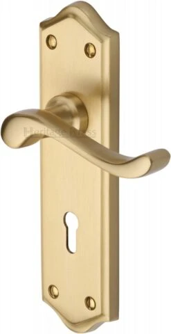 Buckingham Lever Door Handles On A Backplate - Satin Brass (Lacquered)
