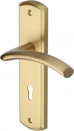 Centaur Lever Door Handles On A Backplate - Satin Brass (Lacquered)