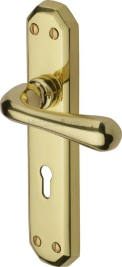 Charlbury Lever Door Handles On A Backplate - Polished Brass (Lacquered)