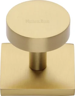 Disc Shaped Cabinet Knob With Square Backplate - 32mm Diameter - Satin Brass (Lacquered)