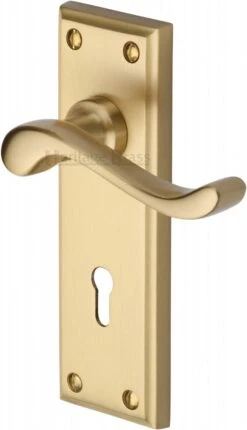 Edwardian Lever Door Handles On A Backplate - Satin Brass (Lacquered)