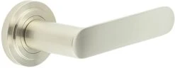 Flat Front Pattern Lever Handles With Stepped Round Rose - Suitable For Use With FD30 / FD60 Fire Doors - Satin Nickel