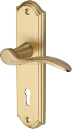 Howard Lever Door Handles On A Backplate - Satin Brass (Lacquered)