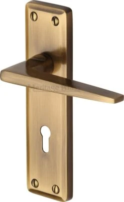 Kendal Lever Door Handles On A Backplate - Antique Brass (Gloss Lacquered)