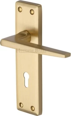 Kendal Lever Door Handles On A Backplate - Satin Brass (Lacquered)