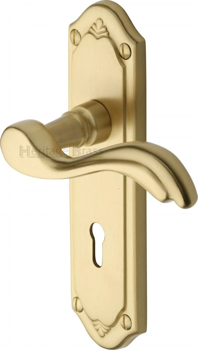Lisboa Lever Door Handles On A Backplate - Satin Brass (Lacquered)