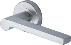 Metro Century Lever Handle On Round Rose - Satin Chrome