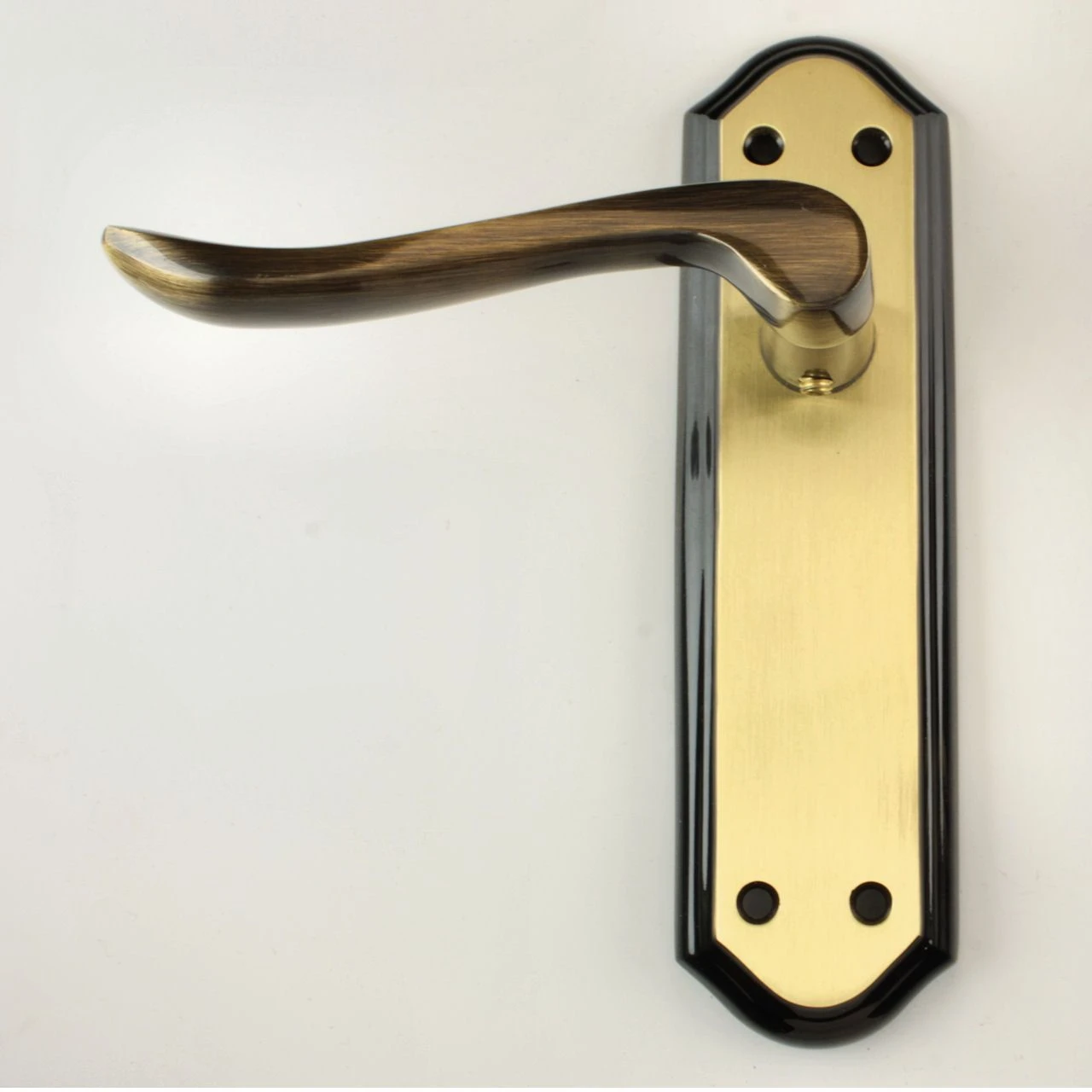 Lytham Lever Handles - Antique Brass (Lacquered) - Image 2