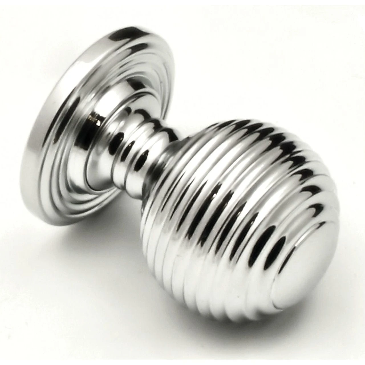 Queen Anne Style - Ringed Pattern Reeded Cupboard Door Knobs - 3 Sizes - Polished Chrome