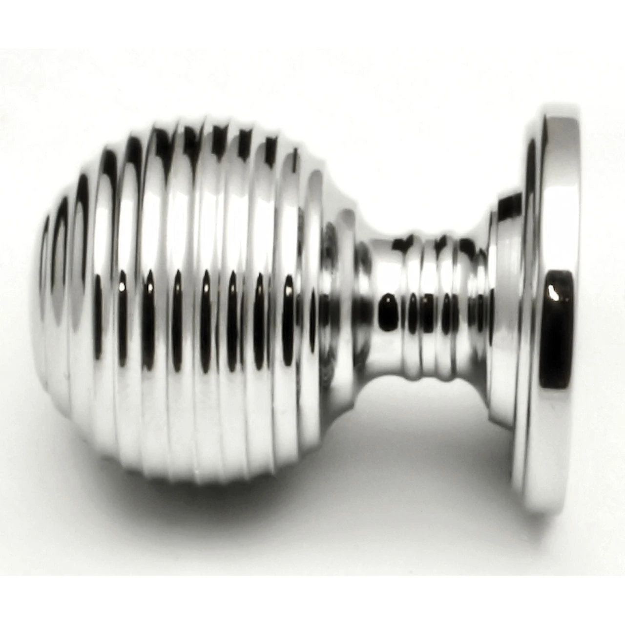 Queen Anne Style - Ringed Pattern Reeded Cupboard Door Knobs - 3 Sizes - Polished Chrome - Image 7