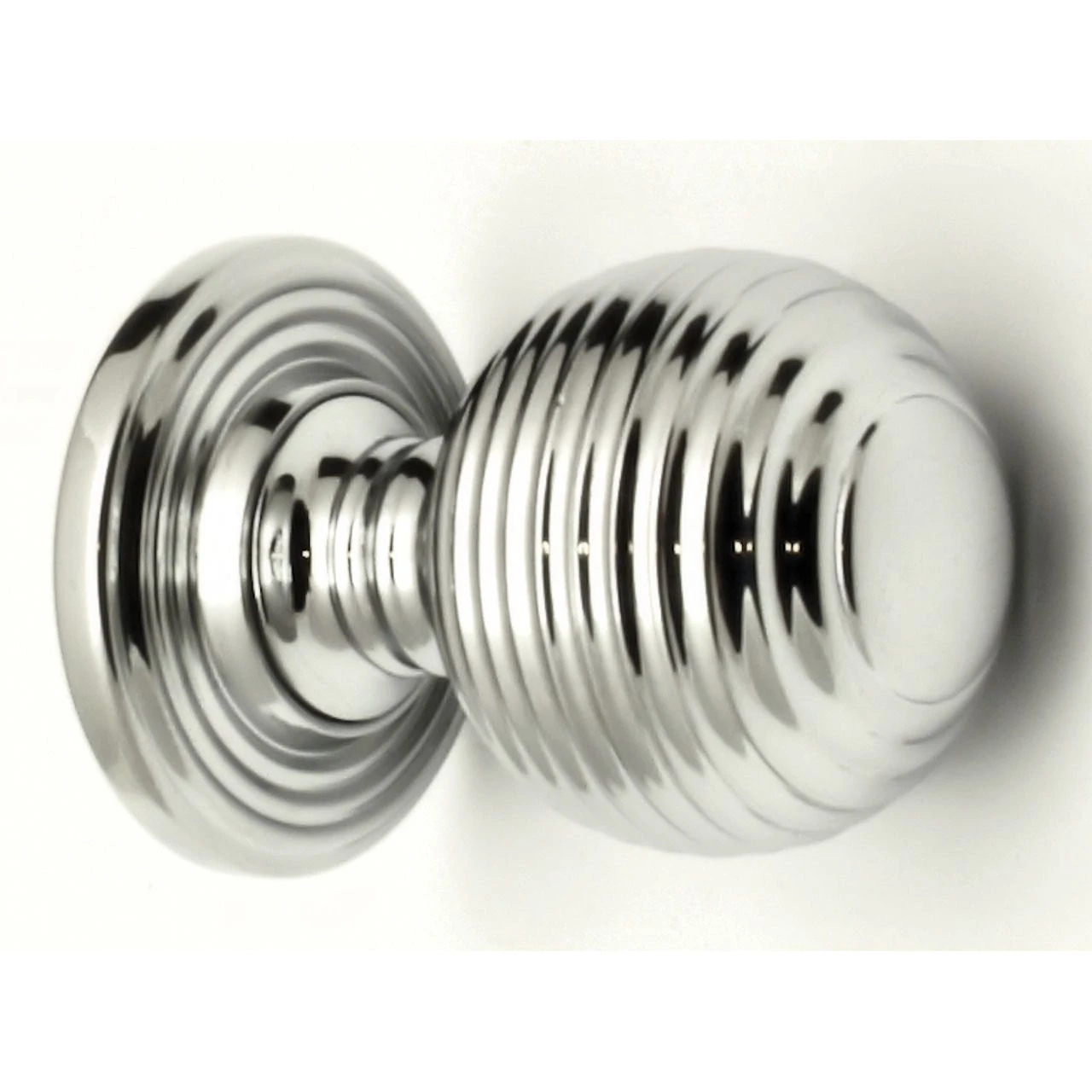 Queen Anne Style - Ringed Pattern Reeded Cupboard Door Knobs - 3 Sizes - Polished Chrome - Image 5