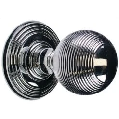 Queen Anne Style Reeded Pattern Door Knobs - Polished Chrome