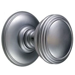 Plain Flat Bun Shape Door Knobs - Satin Chrome