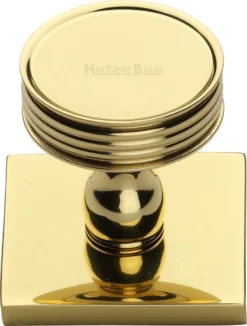 Stepped Disc Cabinet Knob With Square Backplate - 32mm Diameter - Polished Brass (Lacquered)