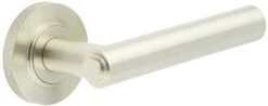 Tubular Pattern Lever Handles With Stepped Ends On Knurled Round Rose - Suitable For Use With FD30 / FD60 Fire Doors - Satin Nickel