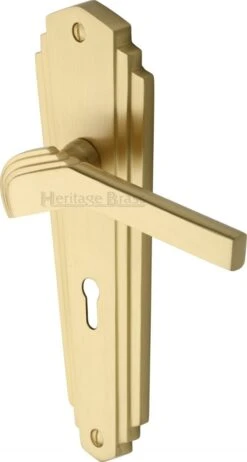 Waldorf Lever Door Handles On A Backplate - Satin Brass (Lacquered)