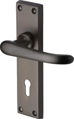 Windsor Lever Door Handles On A Backplate - Matt Bronze (Lacquered)